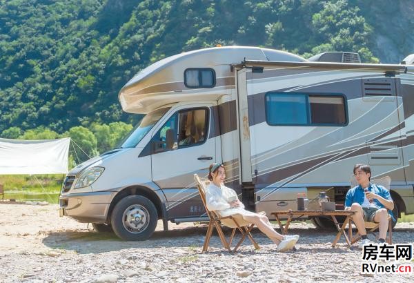 露营地数量远远不够,风口之上的房车旅游如何走得更远? 露营地数量远远不够,风口之上的房车旅游如何走得更远?