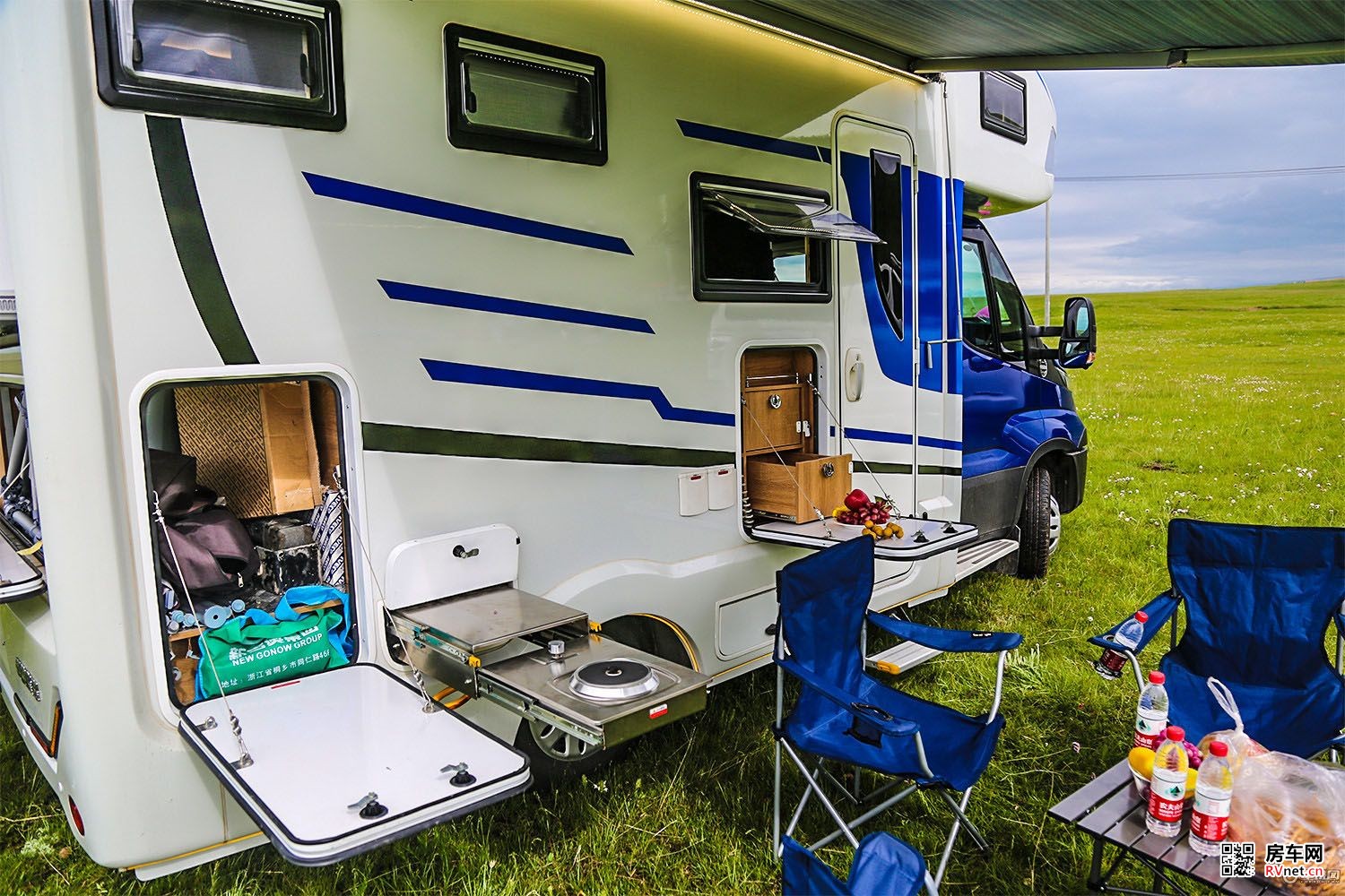 诗和远方的承载者 带你体验进口依维柯房车