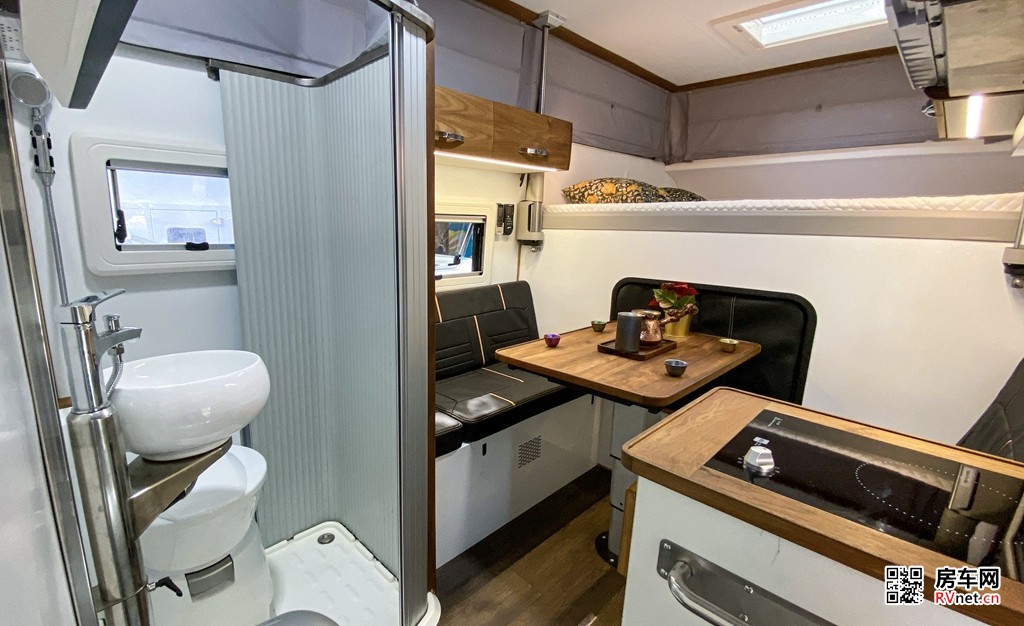 1683103456427751.jpg 03.jpg