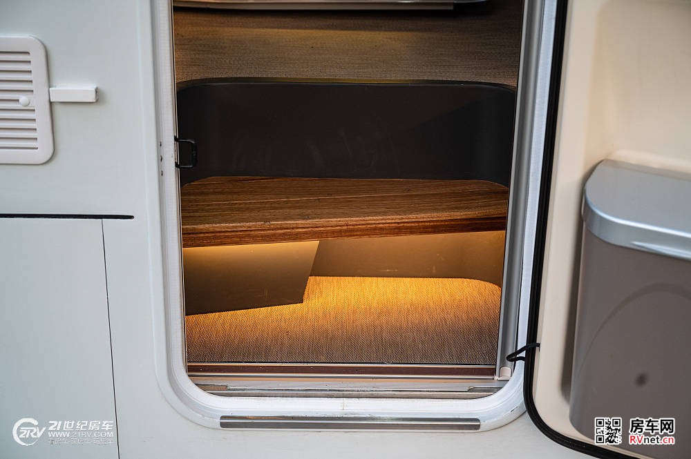 实拍新星房车高端C型新品“远见”,重磅打造你心目中的理想之家_10 实拍新星房车高端C型新品“远见”,重磅打造你心目中的理想之家_10