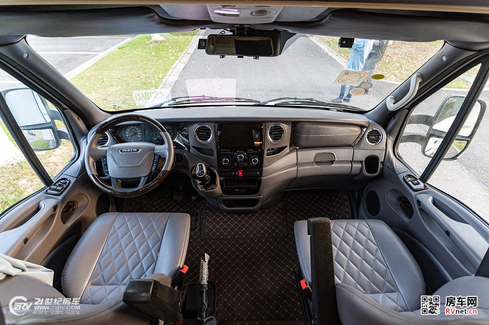 实拍新星房车高端C型新品“远见”,重磅打造你心目中的理想之家_6 实拍新星房车高端C型新品“远见”,重磅打造你心目中的理想之家_6