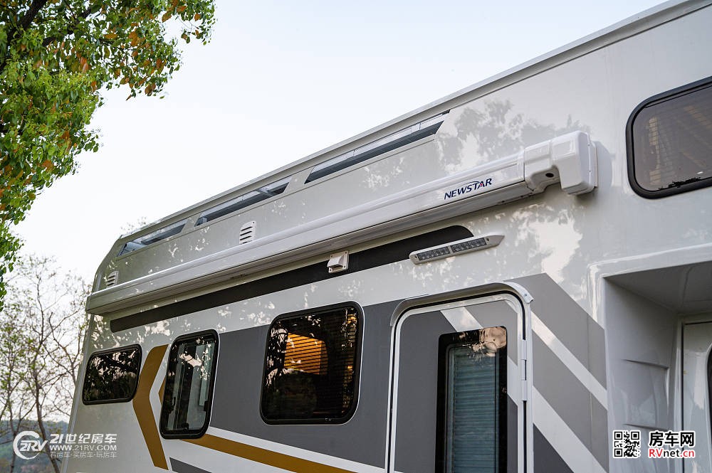 实拍新星房车高端C型新品“远见”,重磅打造你心目中的理想之家_8 实拍新星房车高端C型新品“远见”,重磅打造你心目中的理想之家_8