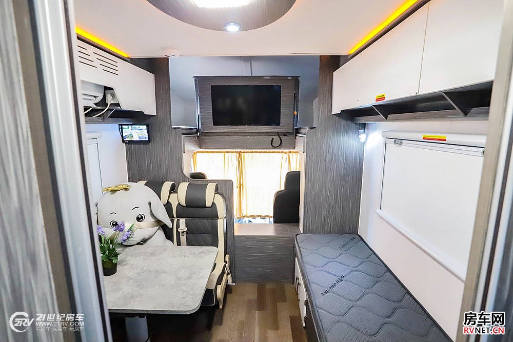 新能源混动房车上市!轻卡又一黑马!实拍科发梦想家混动VS_13 新能源混动房车上市!轻卡又一黑马!实拍科发梦想家混动VS_13