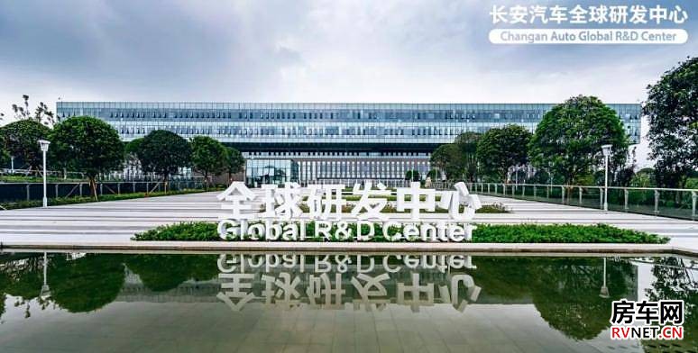 标配四驱、差速锁+48V电源系统,长安峰景.蓝鲸览拓者房车焕新出发_9 标配四驱、差速锁+48V电源系统,长安峰景.蓝鲸览拓者房车焕新出发_9