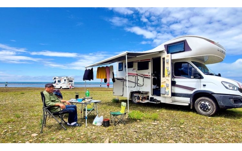 房车旅行成度假“新宠” 露营经济或拉动房车市场销量回暖