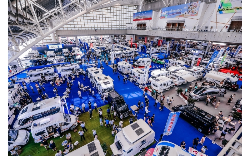 2022年全年中国旅居车（房车）市场报告