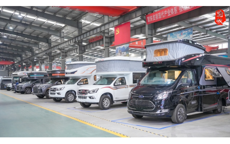 房车旅游为什么越来越火？看过随州的房车工厂，我终于明白了