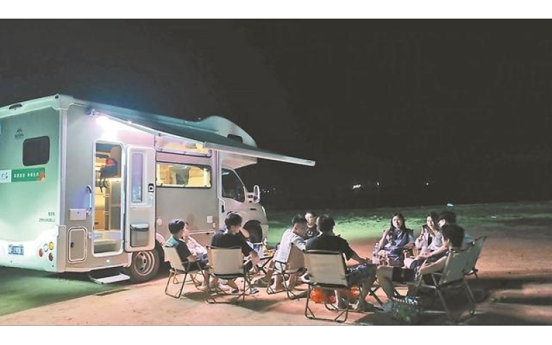 自驾游有了&ldquo;进阶版&rdquo; 准备好，开着房车去旅行！