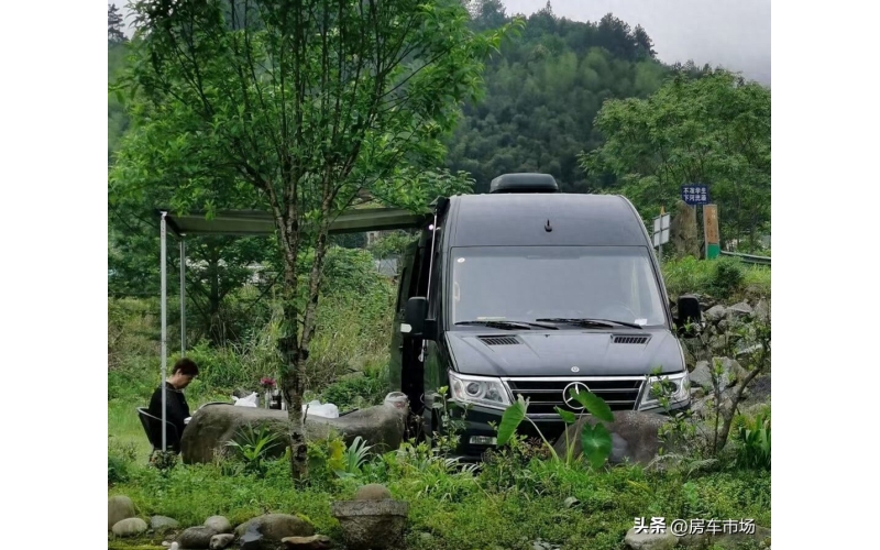 奔驰百万级房车售价仅27.98万，欧睿披甲归来&ldquo;老大&rdquo;座驾梦中情车