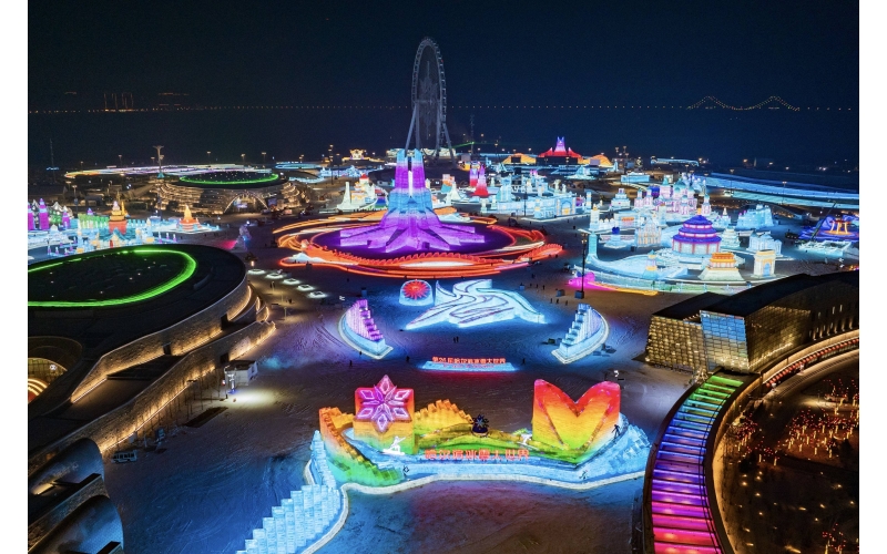 今年产业规模将突破万亿元 冰雪经济迈入黄金发展期