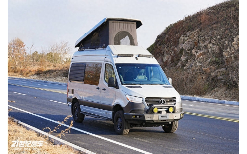 奔驰SPRINTER 4x4，蓝牌C证可驾！康派斯T1高端商务越野房车