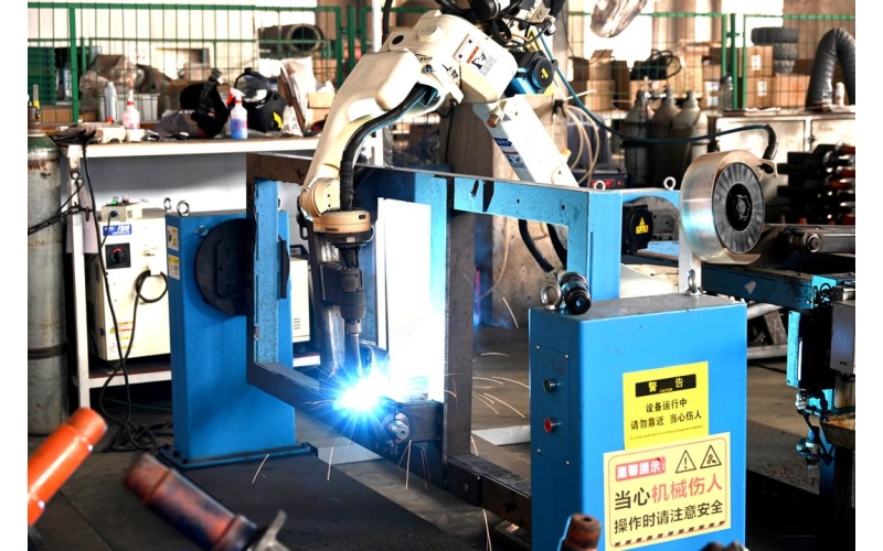 国内最大的房车生产基地和出口基地 山东荣成市房车企业生产忙