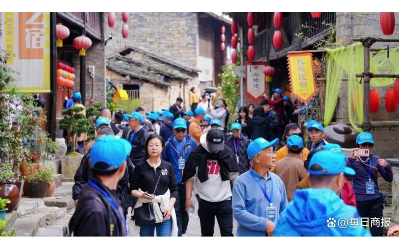 vala亮相贵州房车巡礼，共绘最美房车露营风景廊道